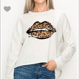 Sweater shirt length 25.5” chest 19”